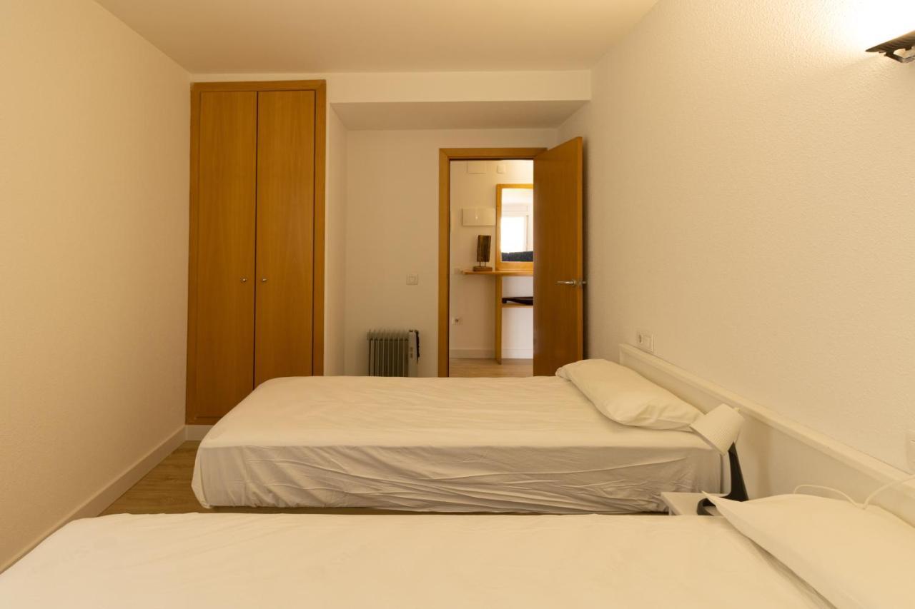 Vista Roses Mar - Apartamento Con Piscina II Exterior photo